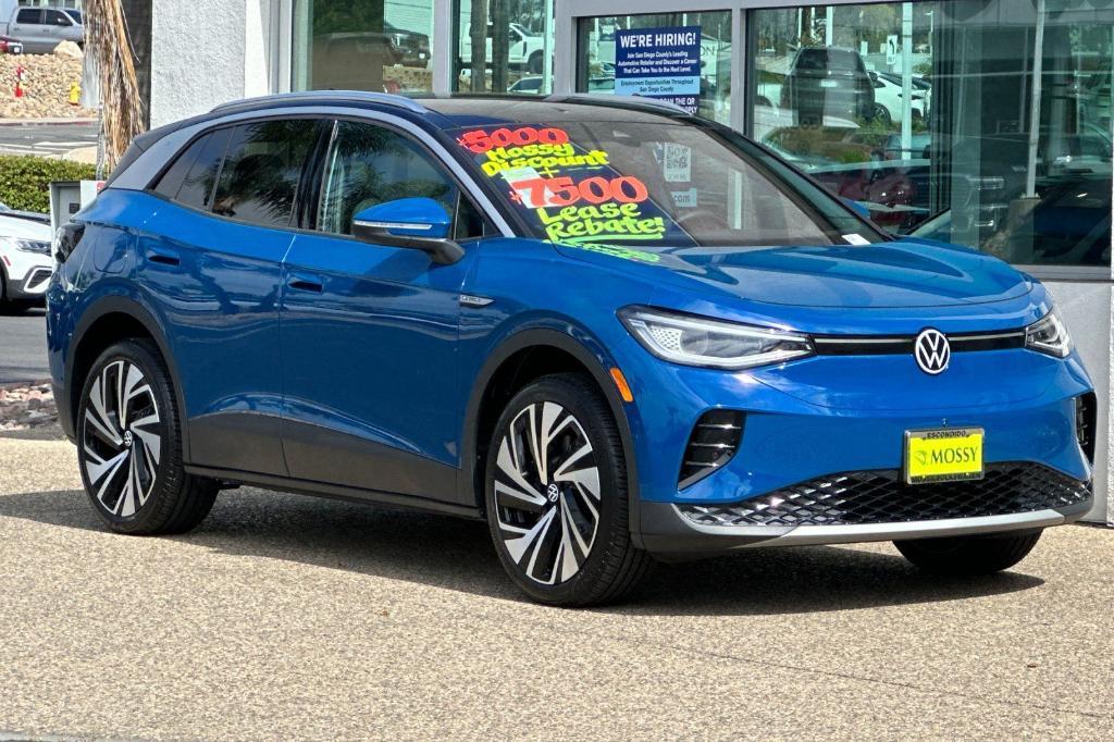 new 2025 Volkswagen ID.4 car, priced at $49,040