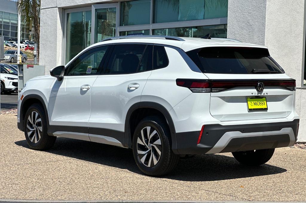 new 2025 Volkswagen Tiguan car, priced at $30,371