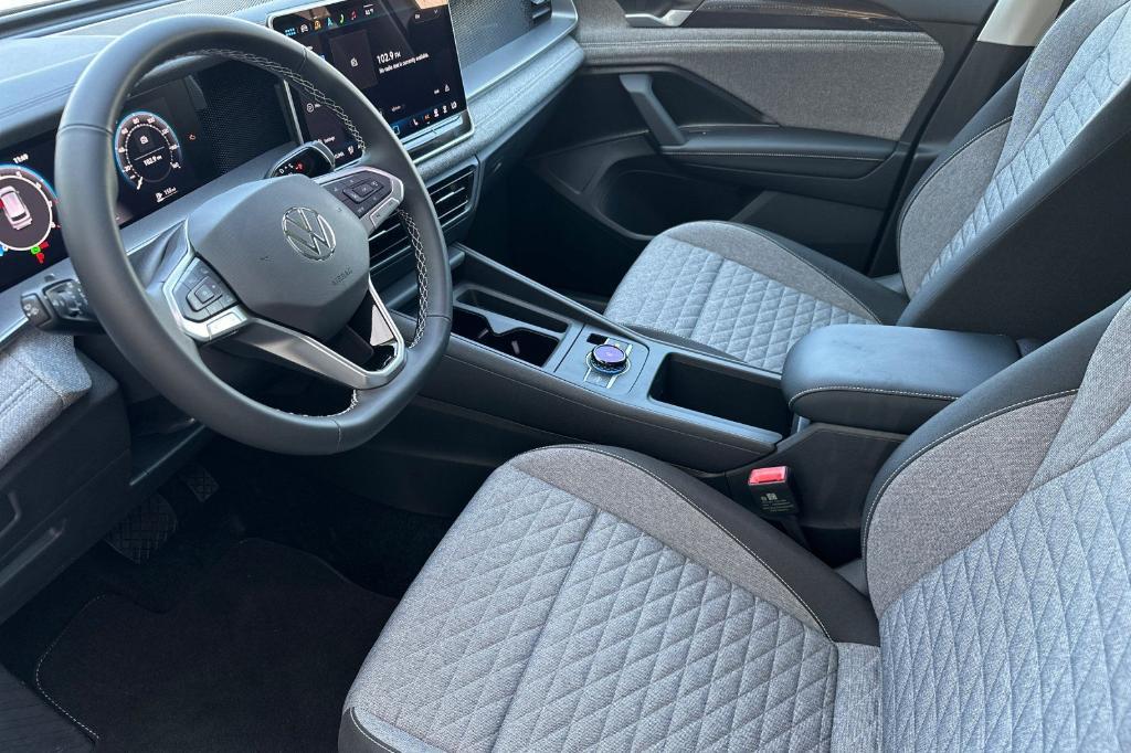 new 2025 Volkswagen Tiguan car, priced at $30,371
