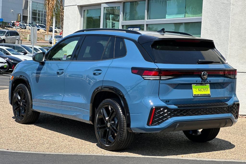 new 2025 Volkswagen Tiguan car, priced at $37,667