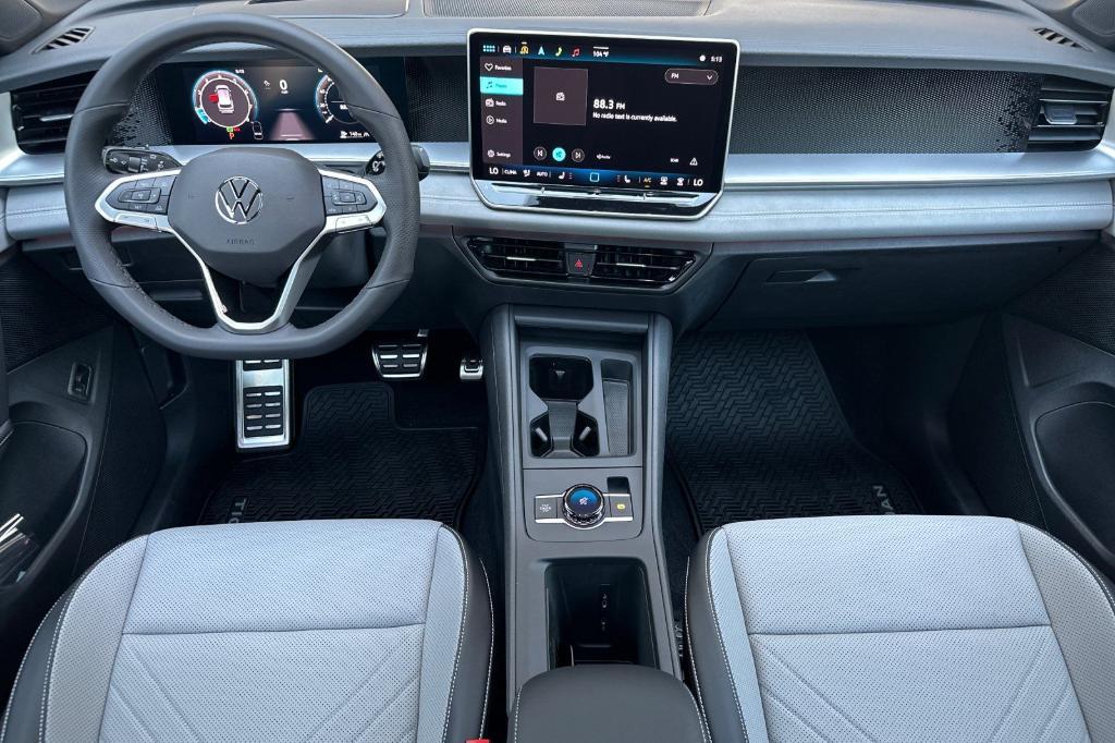 new 2025 Volkswagen Tiguan car, priced at $37,667