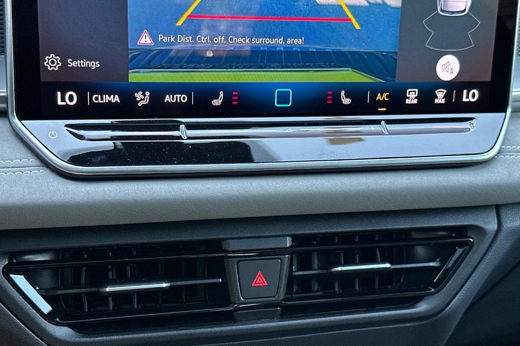 new 2025 Volkswagen Tiguan car, priced at $37,667