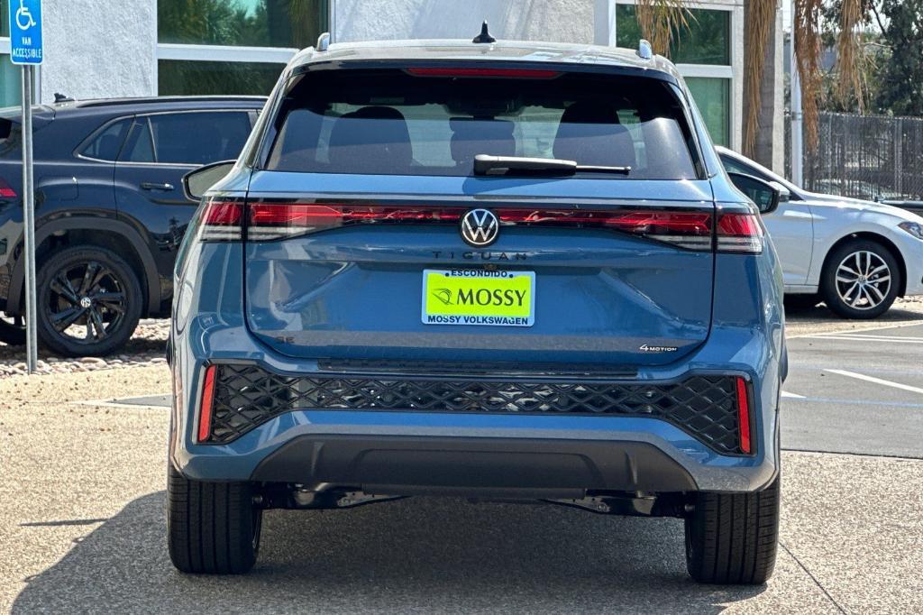 new 2025 Volkswagen Tiguan car, priced at $37,667
