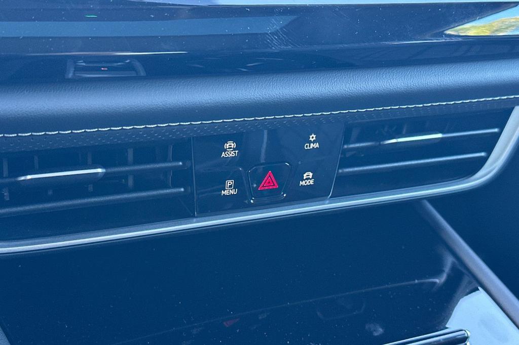 new 2026 Volkswagen Atlas car, priced at $58,009