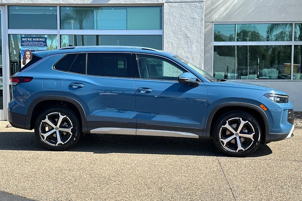 new 2025 Volkswagen Tiguan car, priced at $34,581