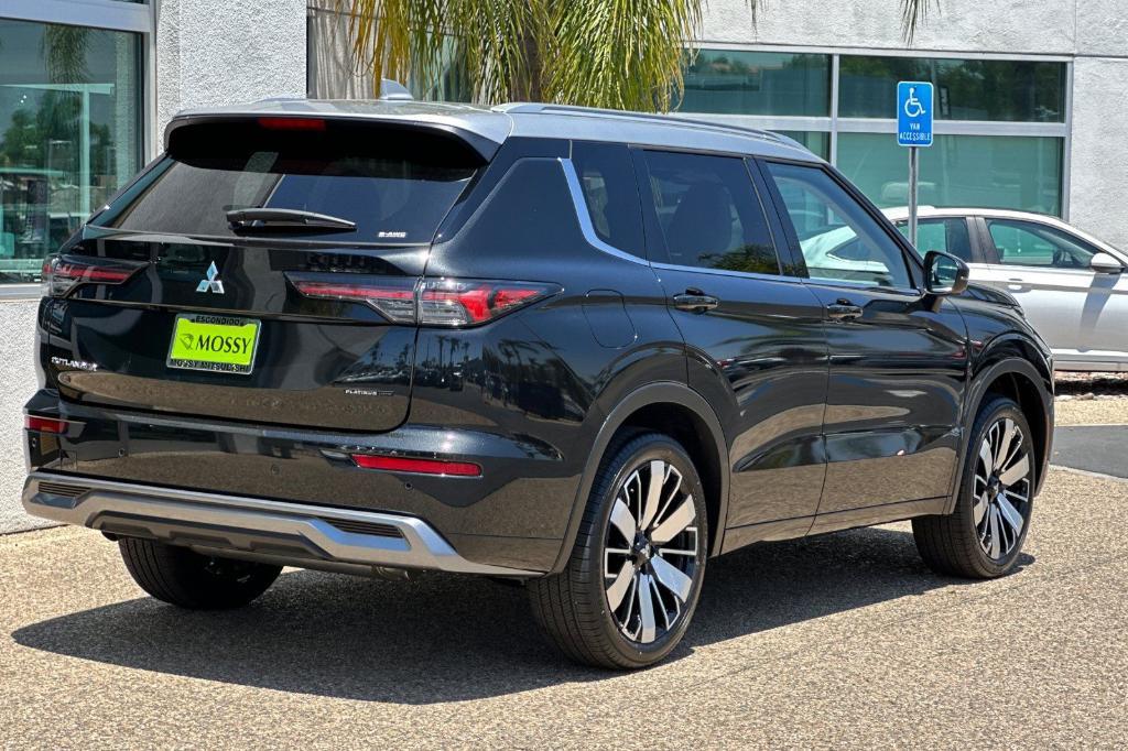 new 2025 Mitsubishi Outlander car, priced at $44,340