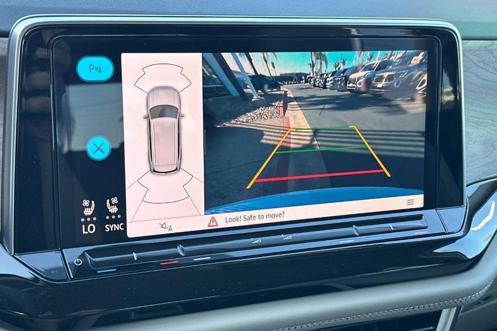 new 2025 Volkswagen Atlas car, priced at $40,230
