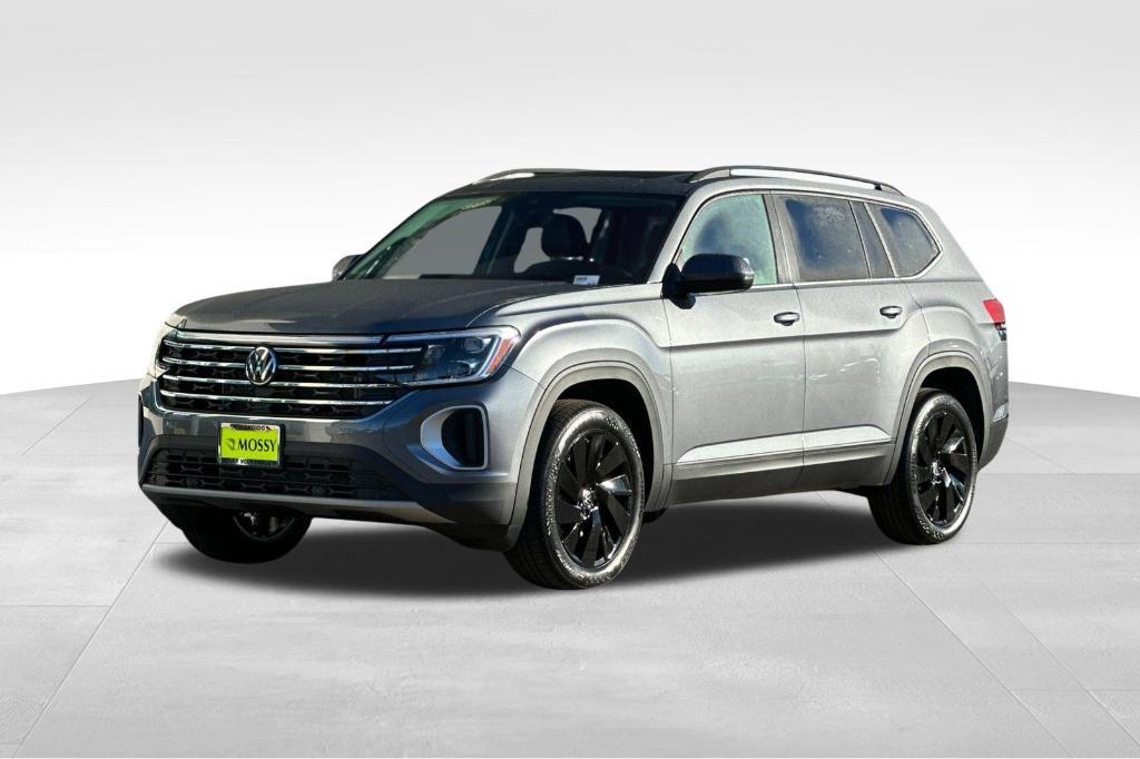 new 2025 Volkswagen Atlas car, priced at $44,342