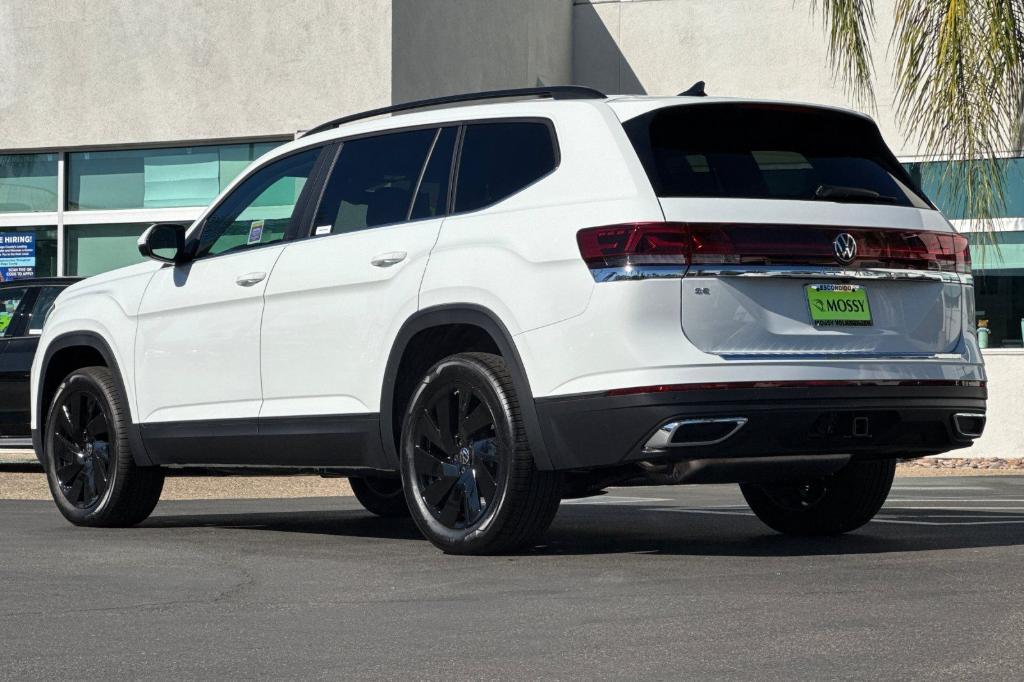 new 2024 Volkswagen Atlas car, priced at $40,252