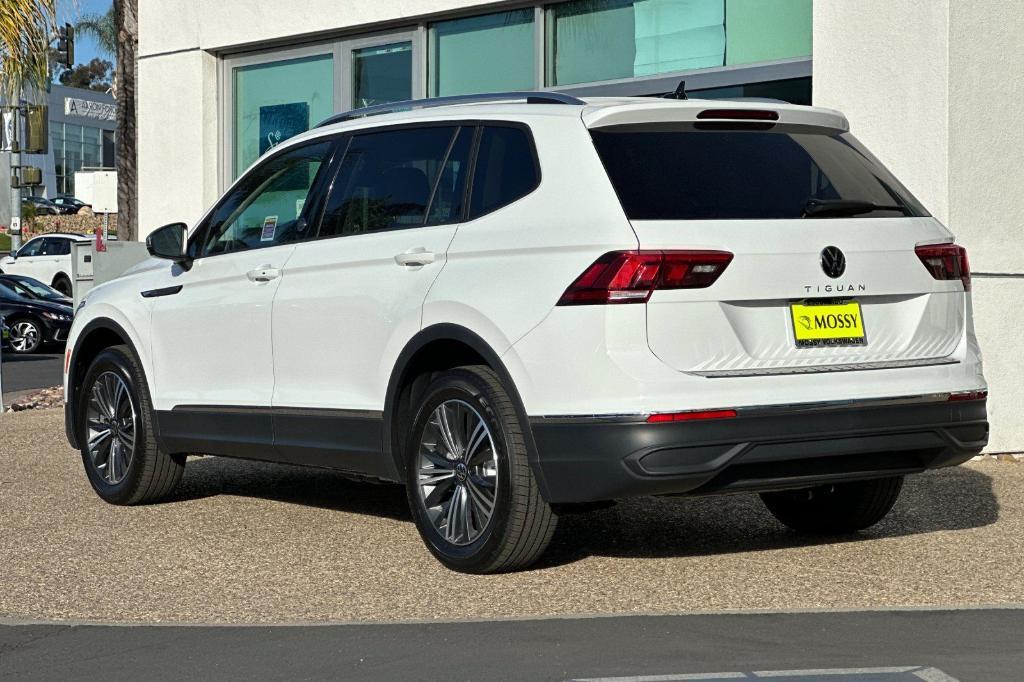 new 2024 Volkswagen Tiguan car, priced at $33,106