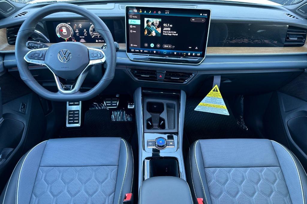 new 2026 Volkswagen Tiguan car, priced at $45,752