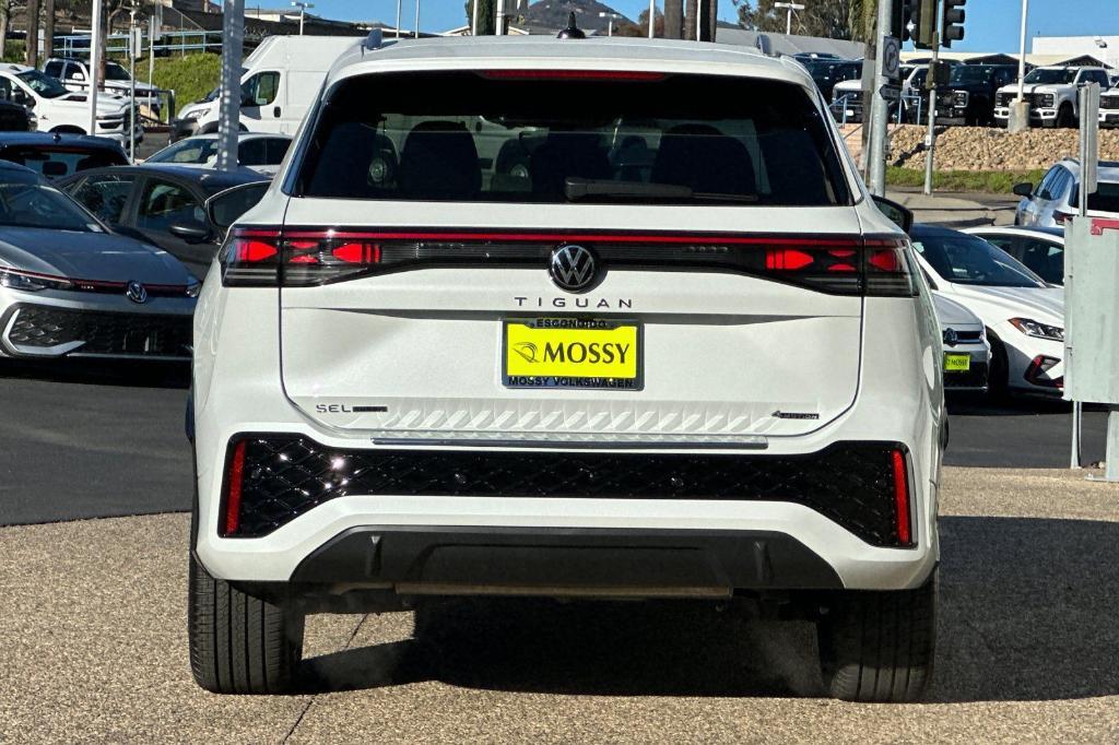 new 2026 Volkswagen Tiguan car, priced at $45,752