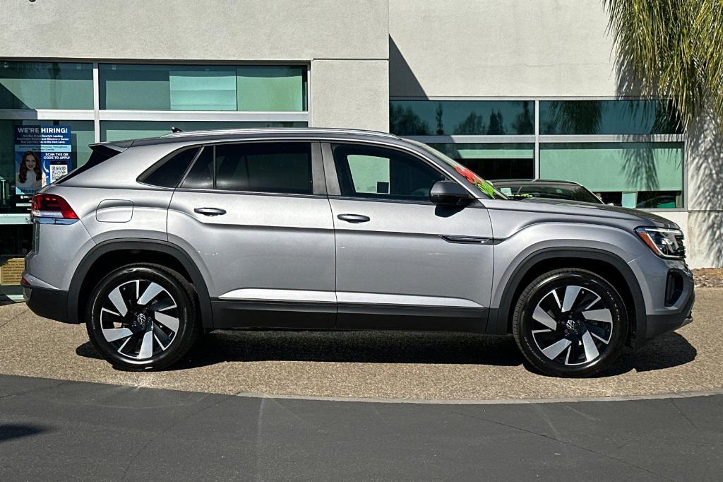 new 2025 Volkswagen Atlas Cross Sport car, priced at $43,296