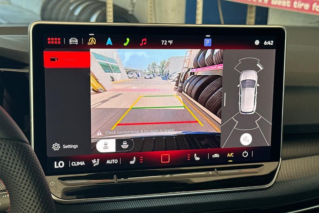 new 2025 Volkswagen Golf GTI car, priced at $38,523
