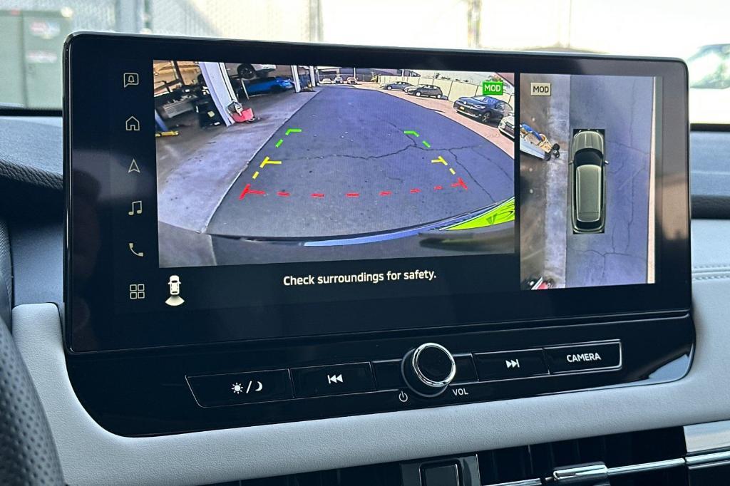 new 2025 Mitsubishi Outlander car, priced at $39,100