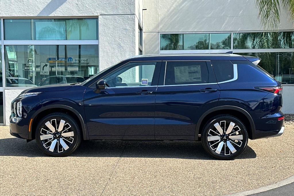 new 2025 Mitsubishi Outlander car, priced at $39,100