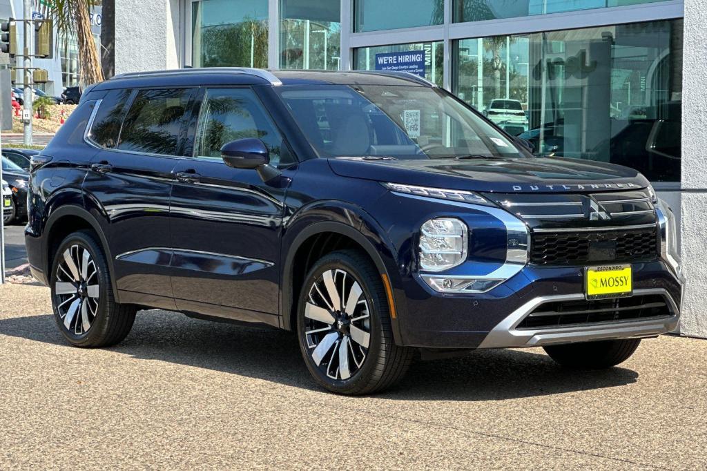 new 2025 Mitsubishi Outlander car, priced at $39,100