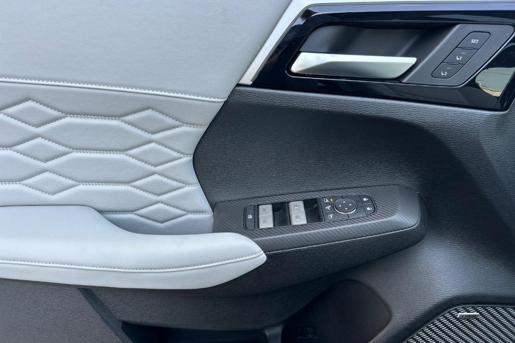 new 2025 Mitsubishi Outlander car, priced at $39,100