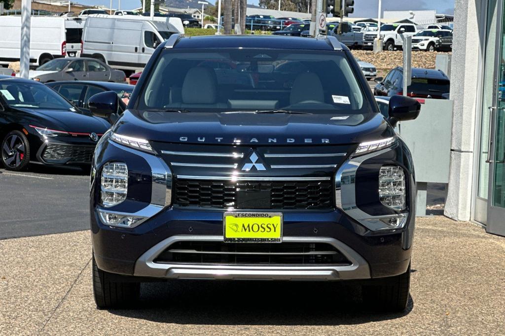 new 2025 Mitsubishi Outlander car, priced at $39,100
