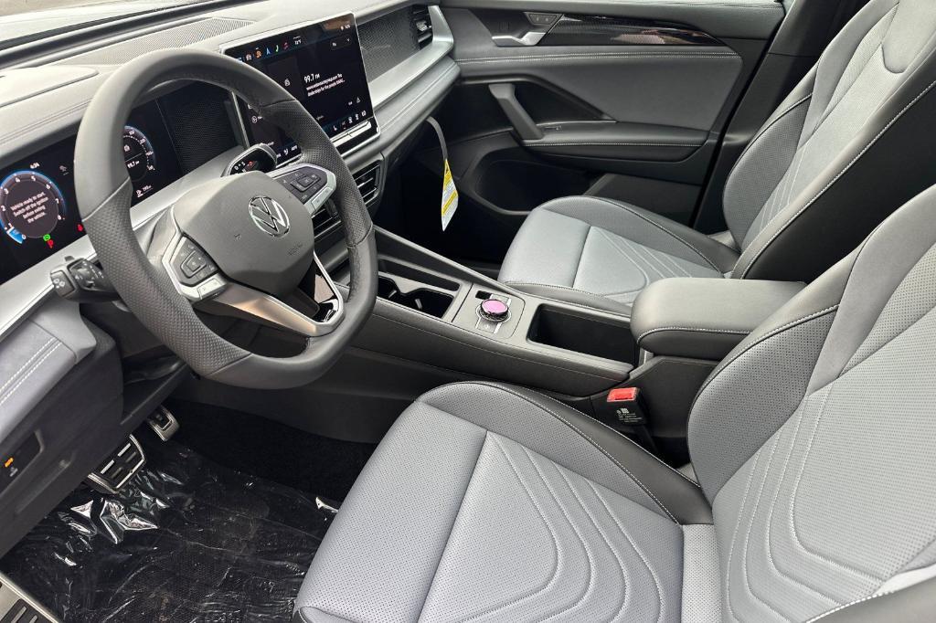 new 2025 Volkswagen Tiguan car, priced at $35,416