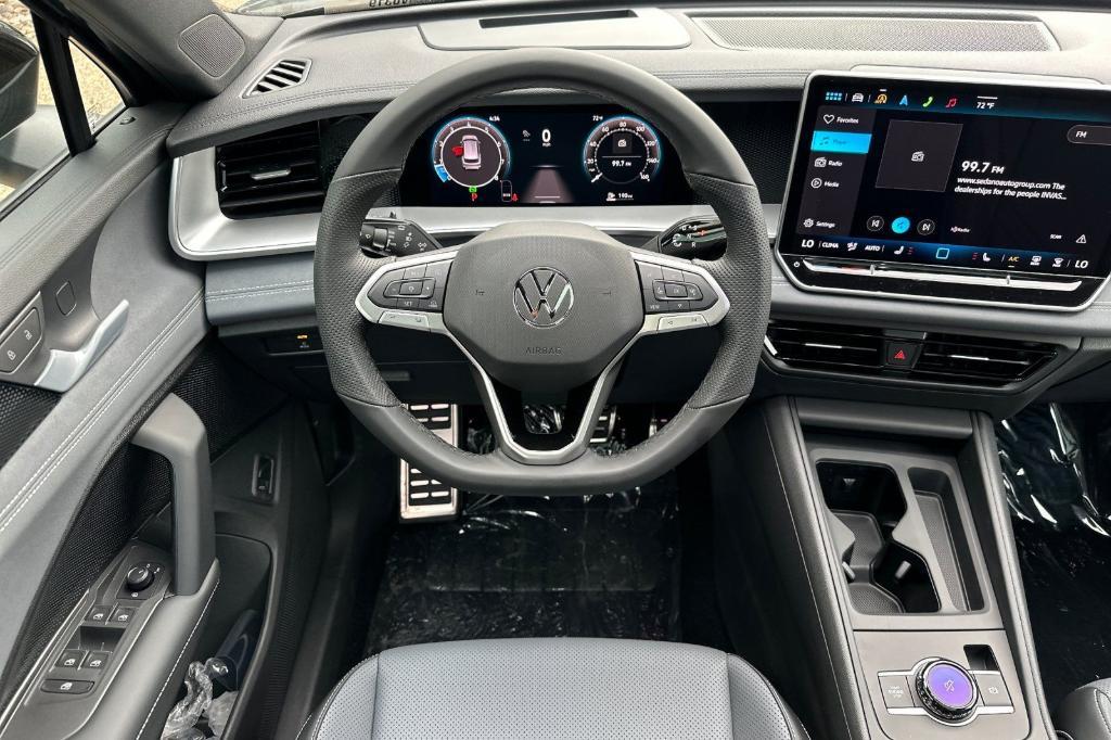 new 2025 Volkswagen Tiguan car, priced at $35,416