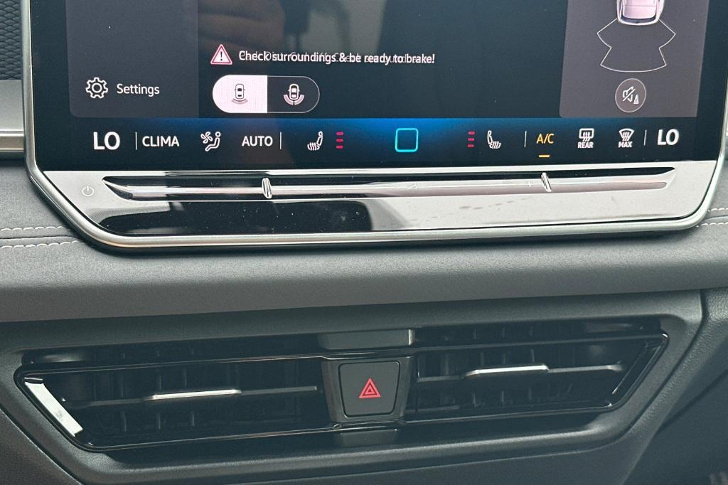 new 2025 Volkswagen Tiguan car, priced at $35,416