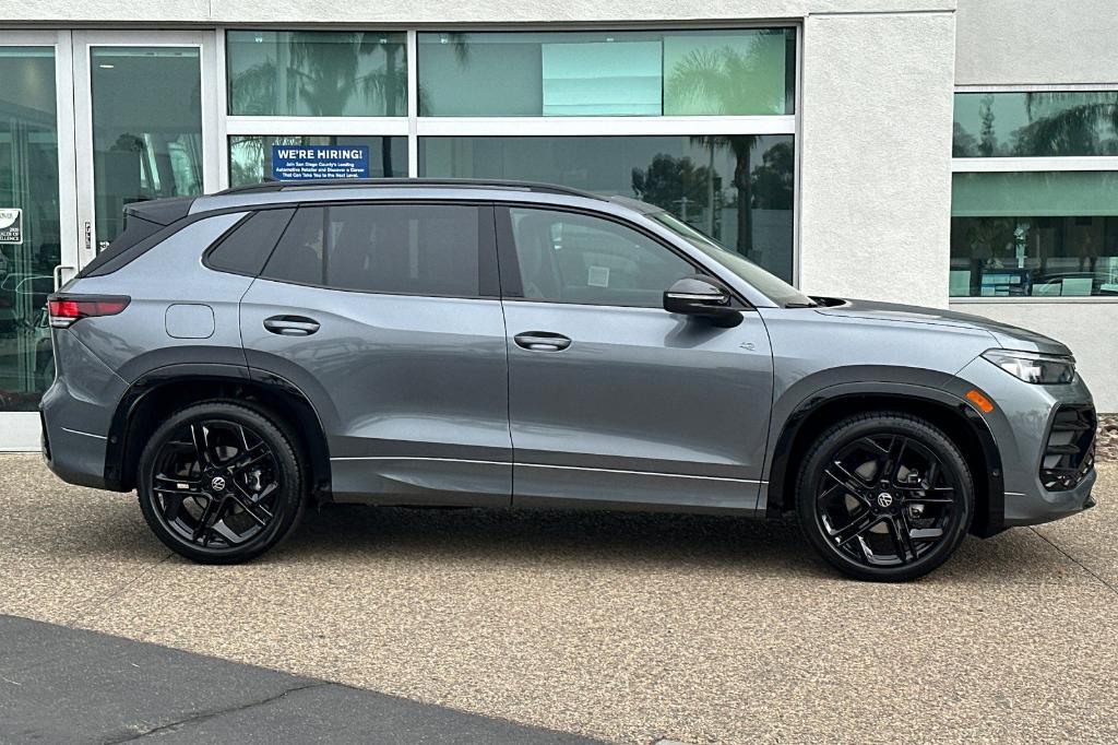 new 2025 Volkswagen Tiguan car, priced at $35,416