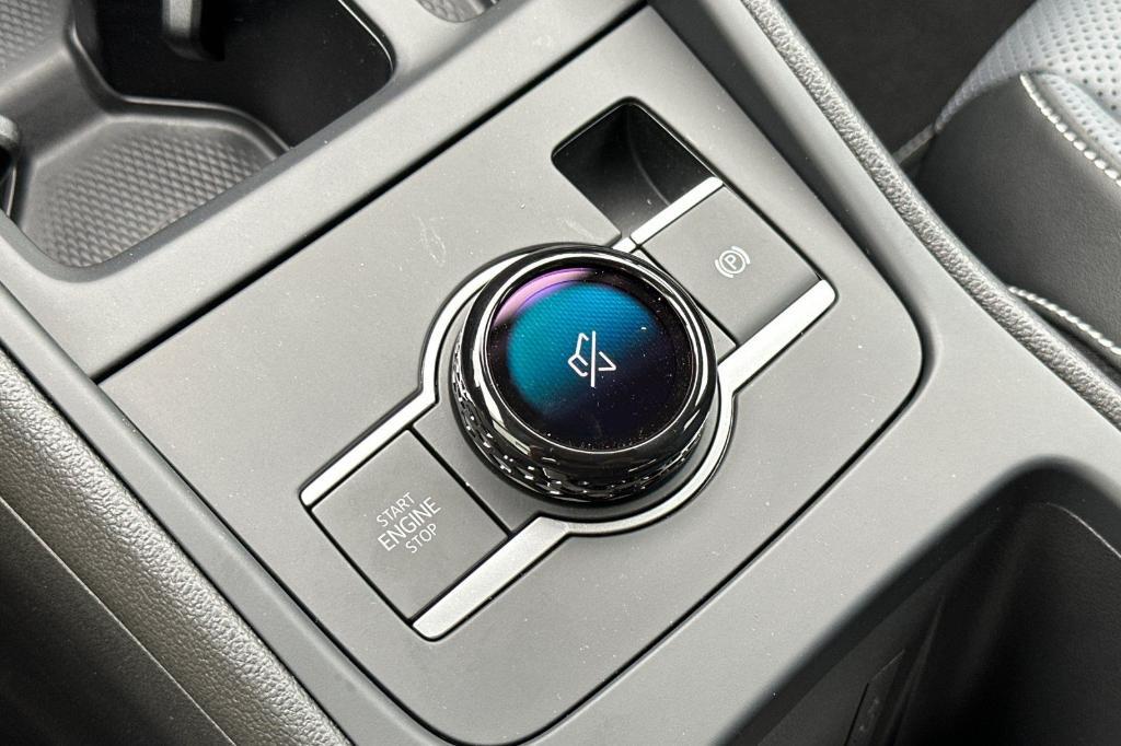 new 2025 Volkswagen Tiguan car, priced at $32,159