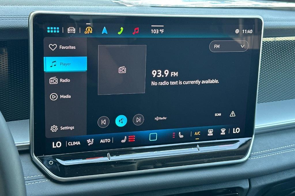new 2025 Volkswagen Tiguan car, priced at $32,157