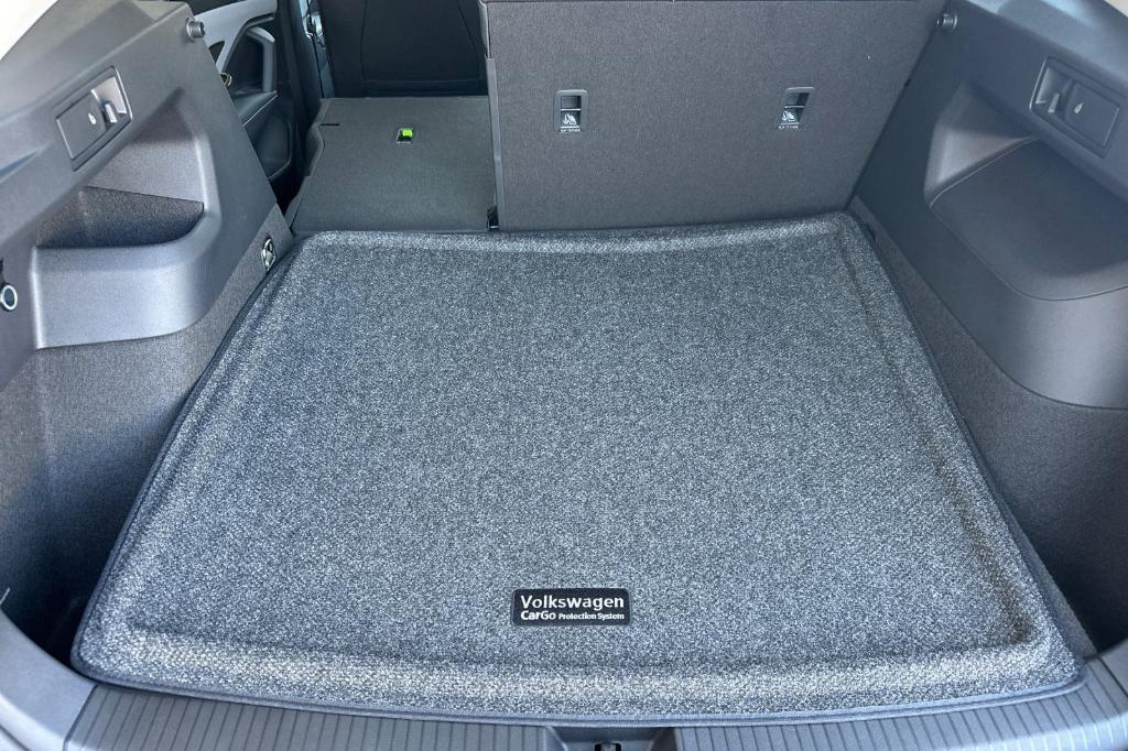 new 2025 Volkswagen Tiguan car, priced at $32,157