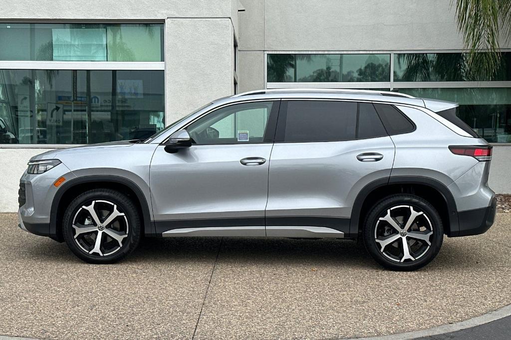 new 2025 Volkswagen Tiguan car, priced at $32,157