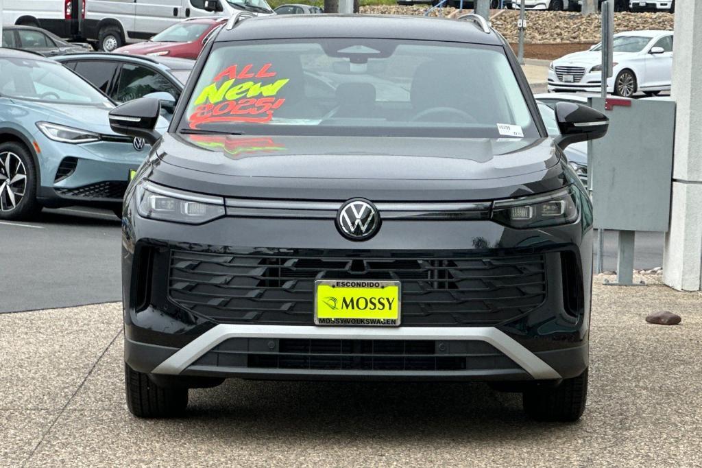 new 2025 Volkswagen Tiguan car, priced at $29,970