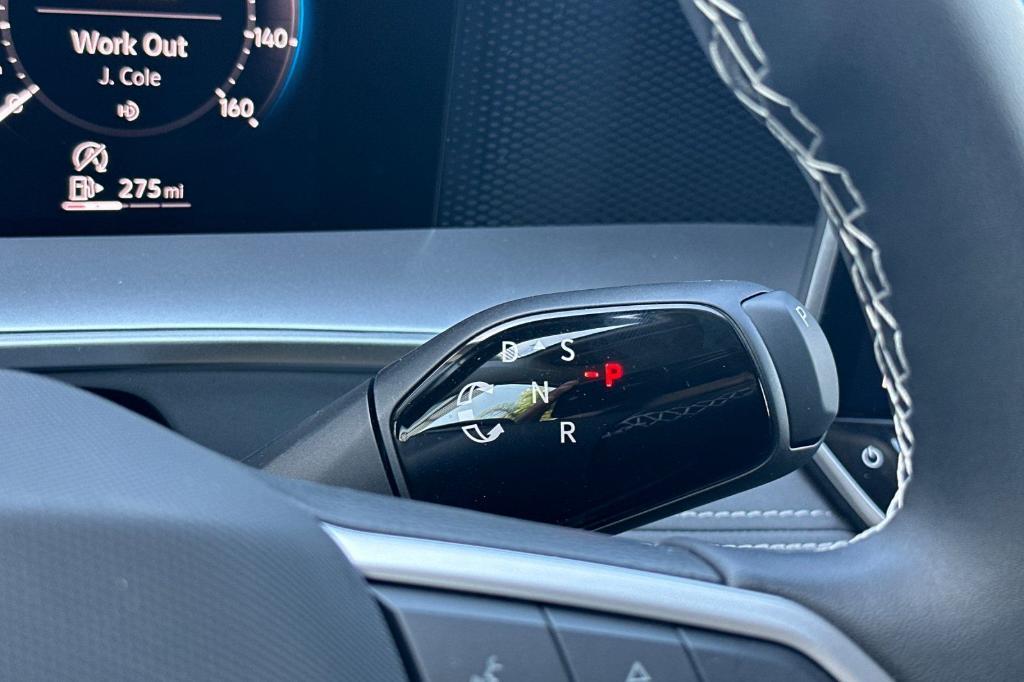 new 2025 Volkswagen Tiguan car, priced at $31,998