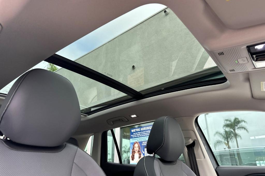 new 2025 Volkswagen Tiguan car, priced at $34,643