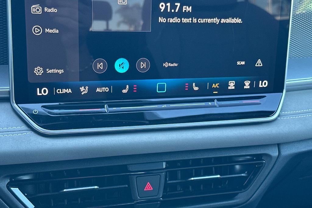 new 2026 Volkswagen Tiguan car, priced at $39,957