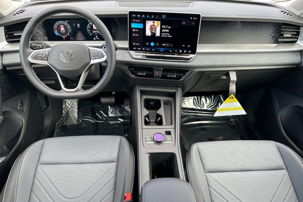 new 2025 Volkswagen Tiguan car, priced at $31,620