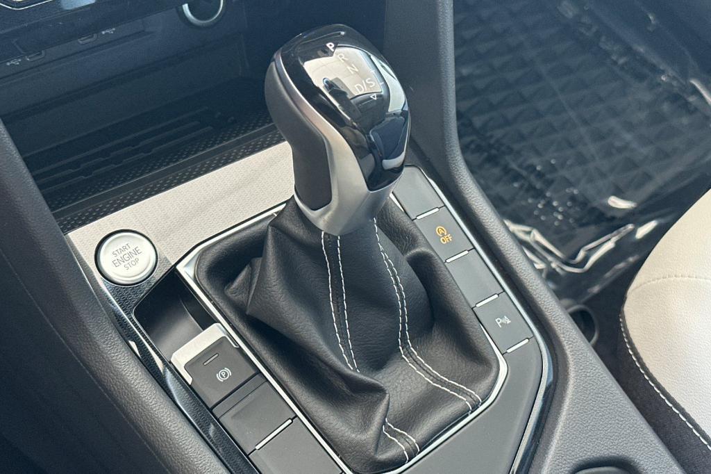 new 2025 Volkswagen Taos car, priced at $30,092