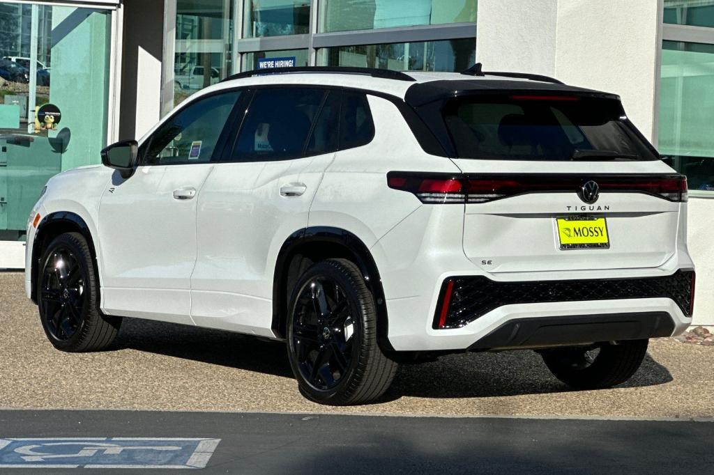 new 2025 Volkswagen Tiguan car, priced at $36,702