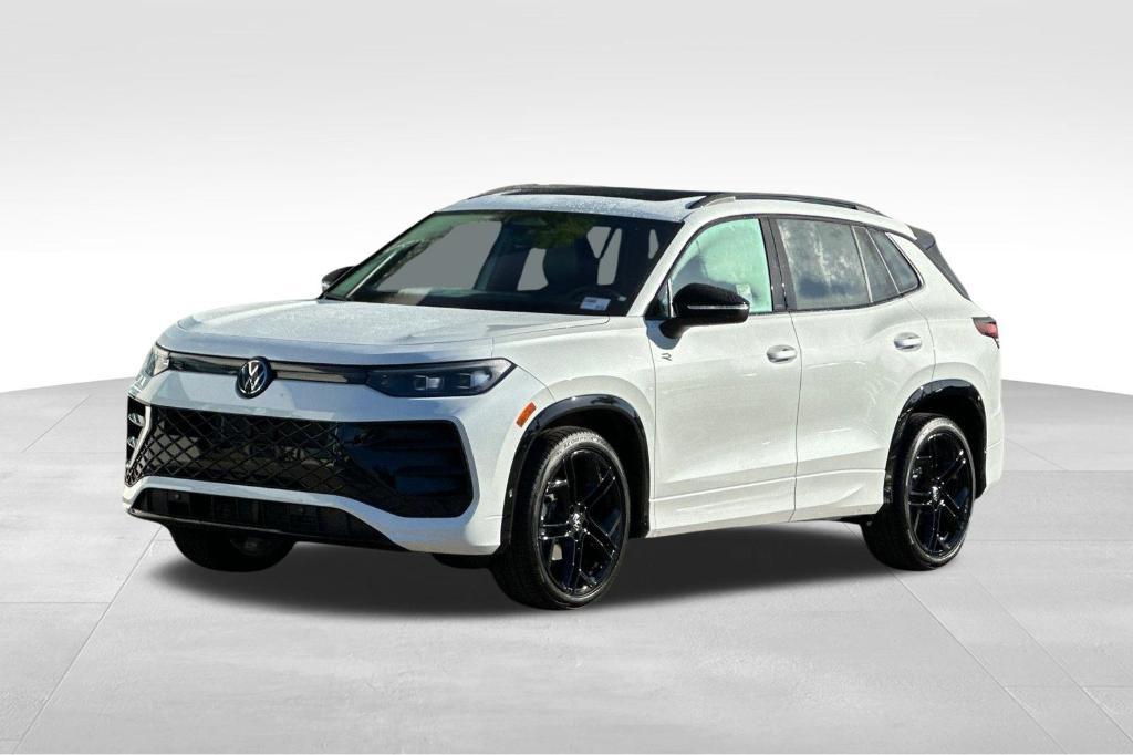 new 2025 Volkswagen Tiguan car, priced at $36,702