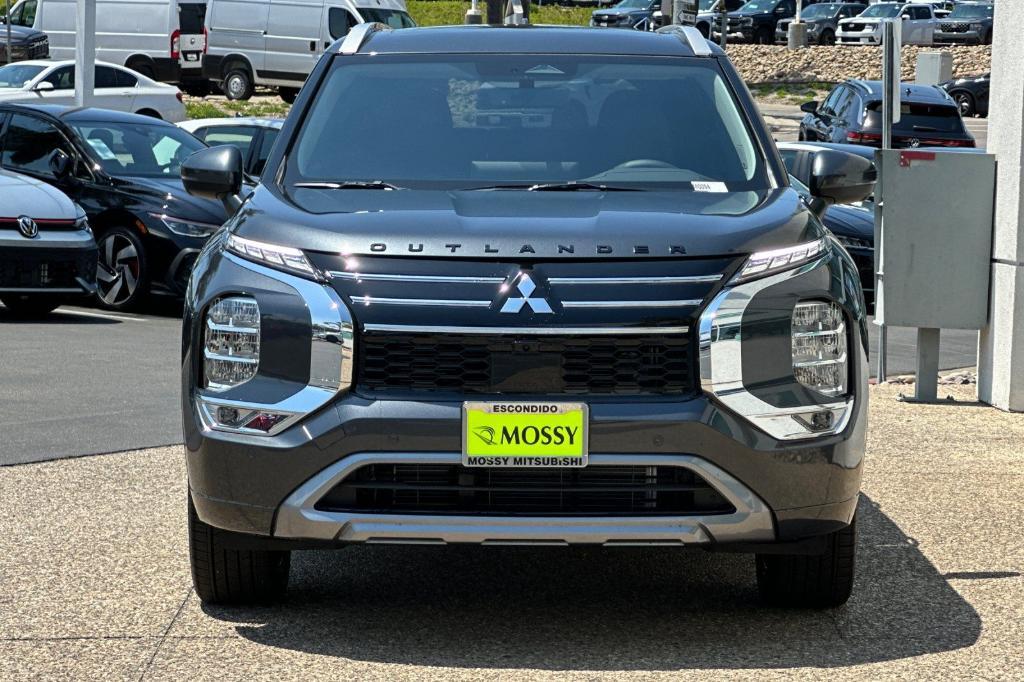 new 2025 Mitsubishi Outlander car, priced at $39,150