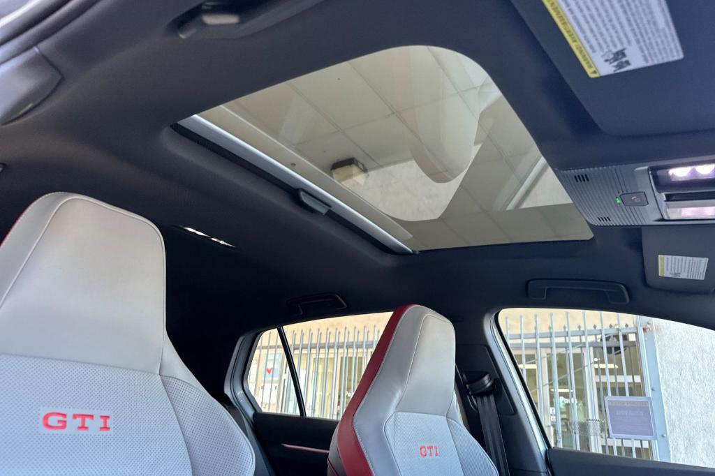 new 2025 Volkswagen Golf GTI car, priced at $39,823