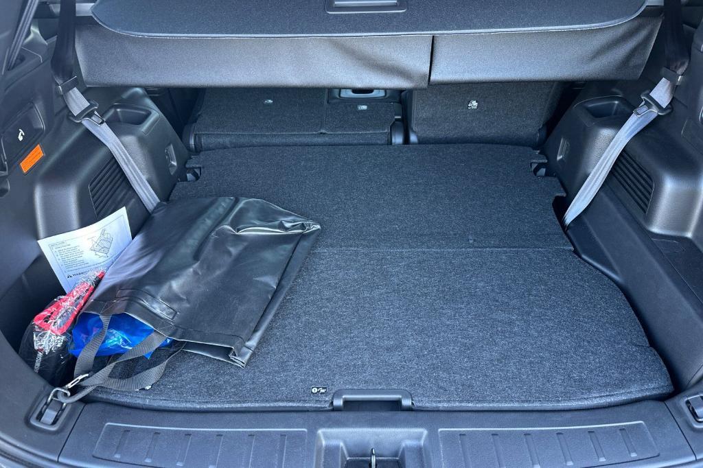 new 2025 Mitsubishi Outlander PHEV car, priced at $45,610