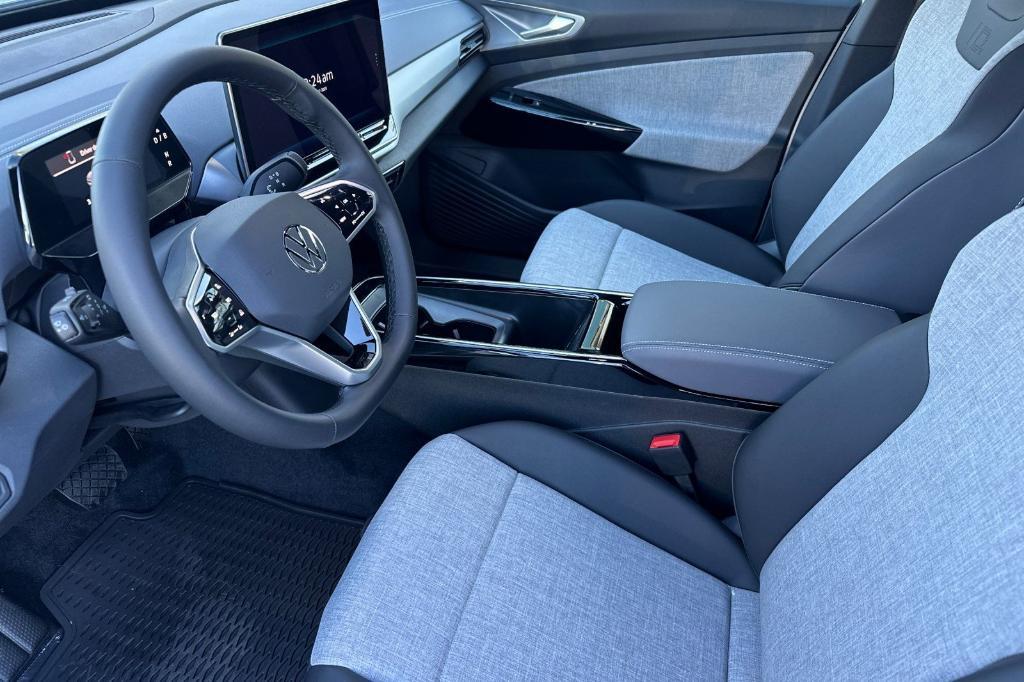 new 2025 Volkswagen ID.4 car, priced at $42,472