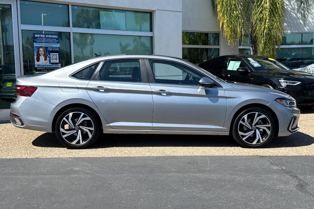 new 2025 Volkswagen Jetta car, priced at $30,319
