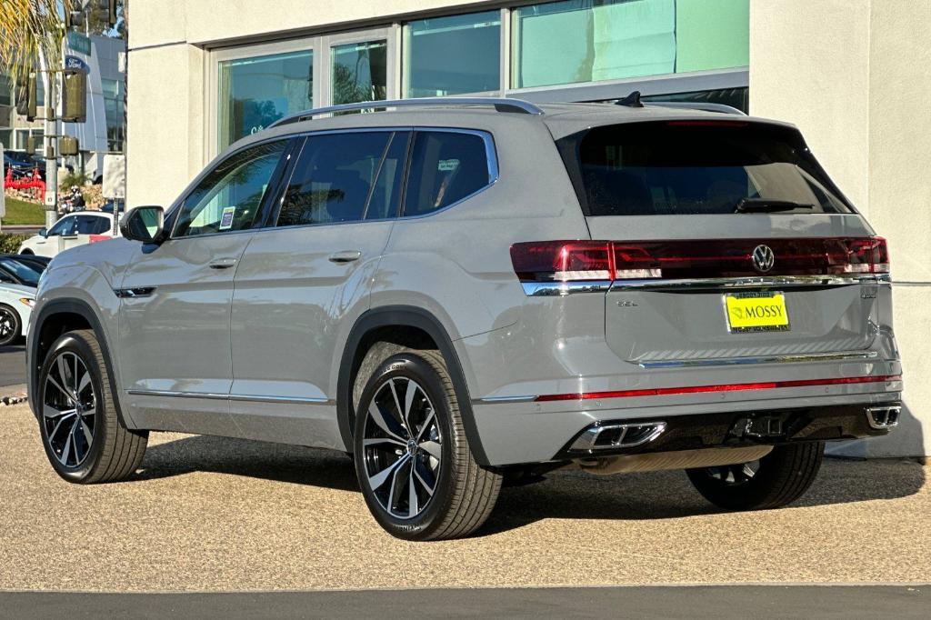 new 2025 Volkswagen Atlas car, priced at $52,683