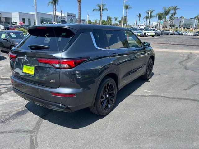 new 2024 Mitsubishi Outlander car, priced at $33,455