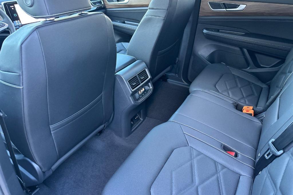 new 2026 Volkswagen Atlas car, priced at $46,133