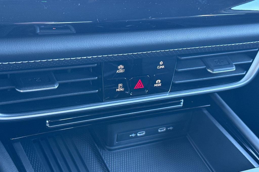 new 2026 Volkswagen Atlas car, priced at $46,133