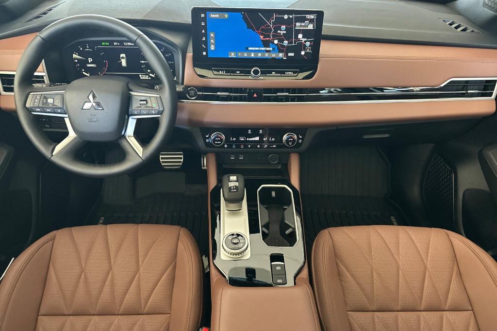 new 2025 Mitsubishi Outlander car, priced at $43,195