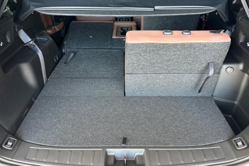 new 2025 Mitsubishi Outlander car, priced at $43,195